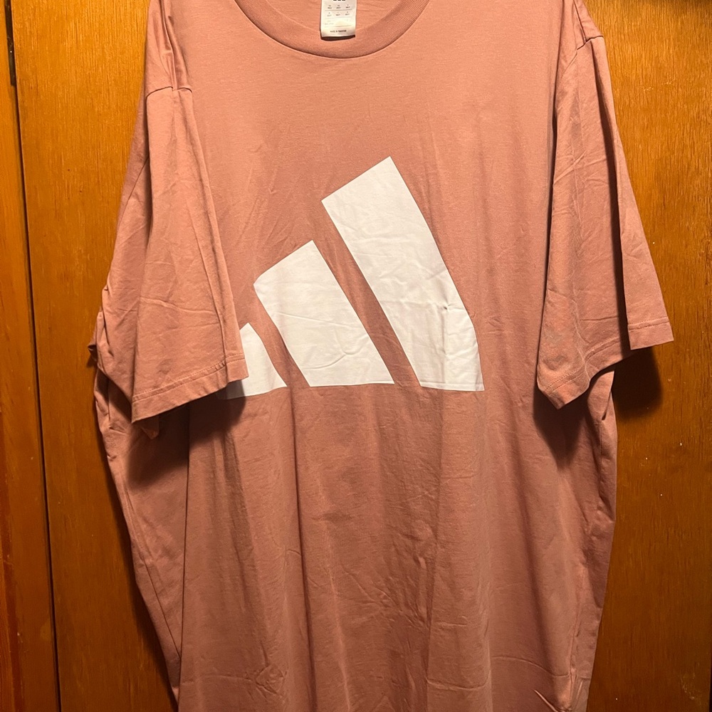 Adidas Men's Tee in peach with White Logo